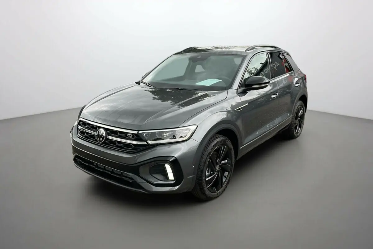 Volkswagen T-Roc TDI 150 R-Line Black gris indium en 3/4 avant droit avec jantes noires et détails sportifs