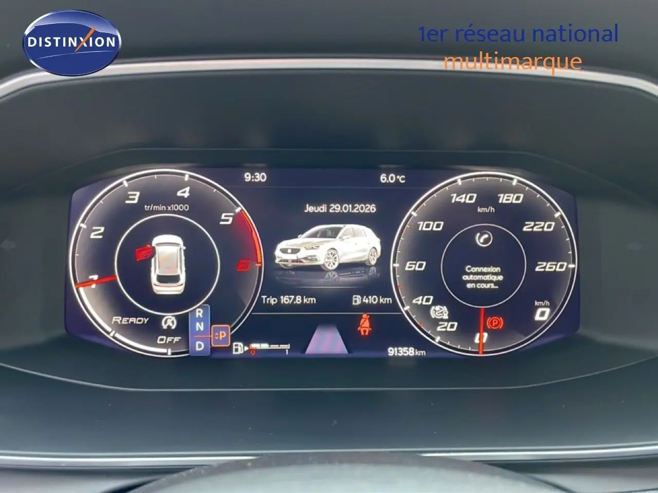 Tableau de bord numérique de SEAT Leon ST 2022 affichant compte-tours, vitesse et informations de conduite.
