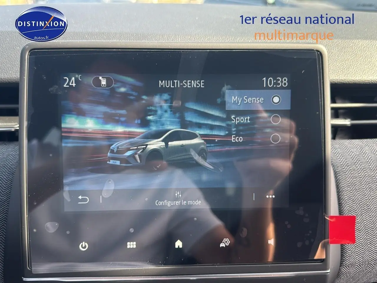 Écran tactile intérieur montrant le mode de conduite Multi-Sense de la Renault Clio V gris schiste.