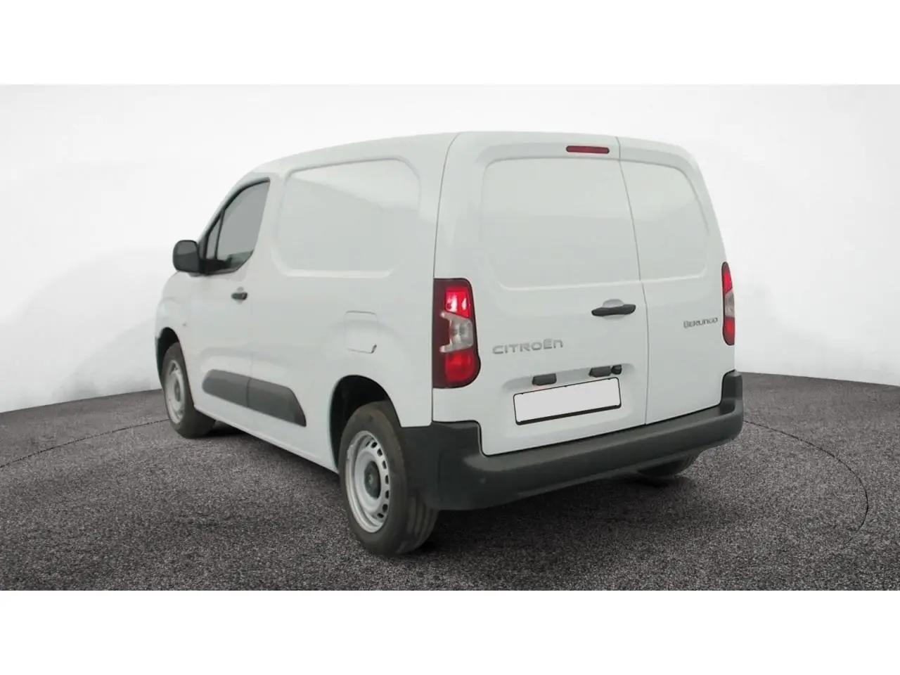Vue 3/4 arrière droite du Citroën Berlingo blanc utilitaire avec portes arrière battantes et protections noires.