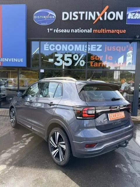Volkswagen T-Cross 1.0 TSI R-Line gris foncé vue 3/4 arrière droit devant concession multimarque