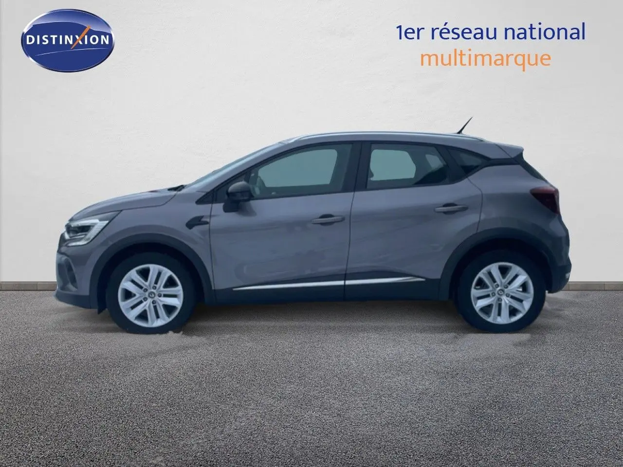 Vue de profil côté gauche d'un Renault Captur gris cassiopée métal, version 1.0 TCE GPL Business de 2020.