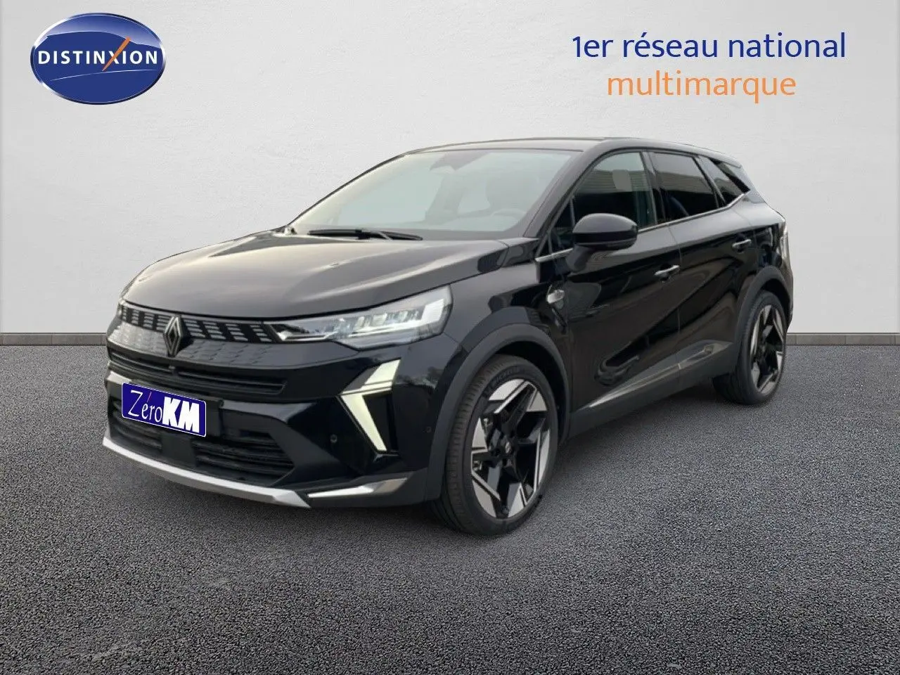 Renault Symbioz 2025 noir étoile métal en 3/4 avant droit avec jantes bi-ton et feux LED distinctifs.