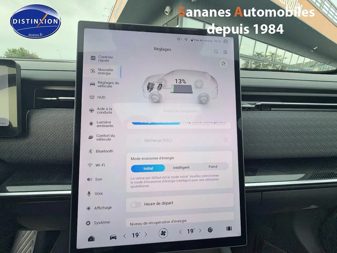 Écran central tactile du JAECOO J7 1.5 PHEV 2026, affichant les réglages d'énergie dans l'habitacle.