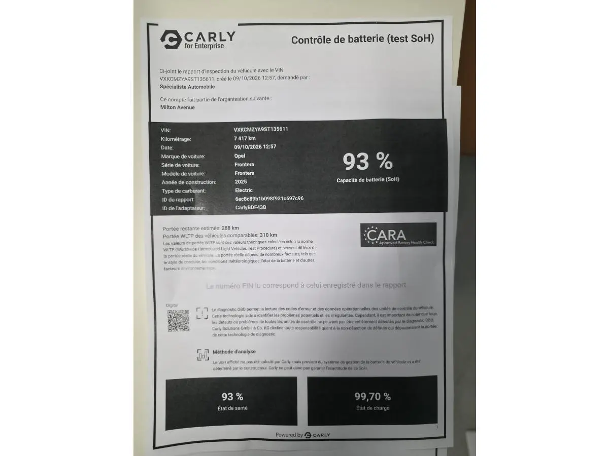 Document de contrôle batterie affichant 93 % de capacité pour Opel Frontera électrique 2025, vue de face du rapport.