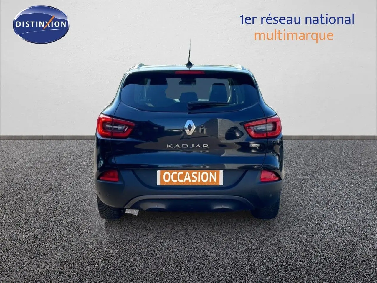 Vue arrière d'un Renault Kadjar noir 2018 avec feux LED et plaque d'immatriculation "OCCASION" visible.