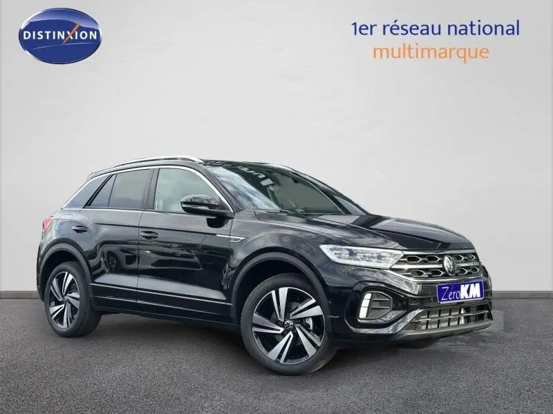 Volkswagen T-Roc 2025 noir Grenadilla métallisé en 3/4 avant droit avec jantes alliage et finition R-Line Edition