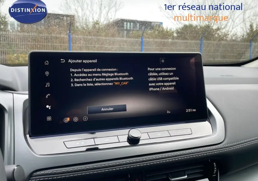 Écran tactile central du Nissan Qashqai 1.5 E-POWER 2025 affichant le menu de connexion Bluetooth.