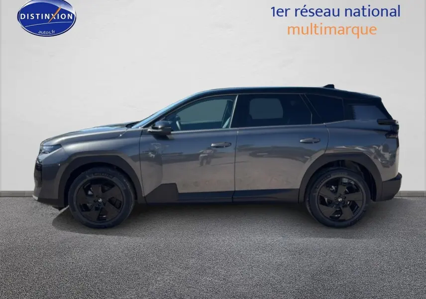 Profil droit du Citroën C5 Aircross gris platinium avec toit noir et jantes alliage noires.