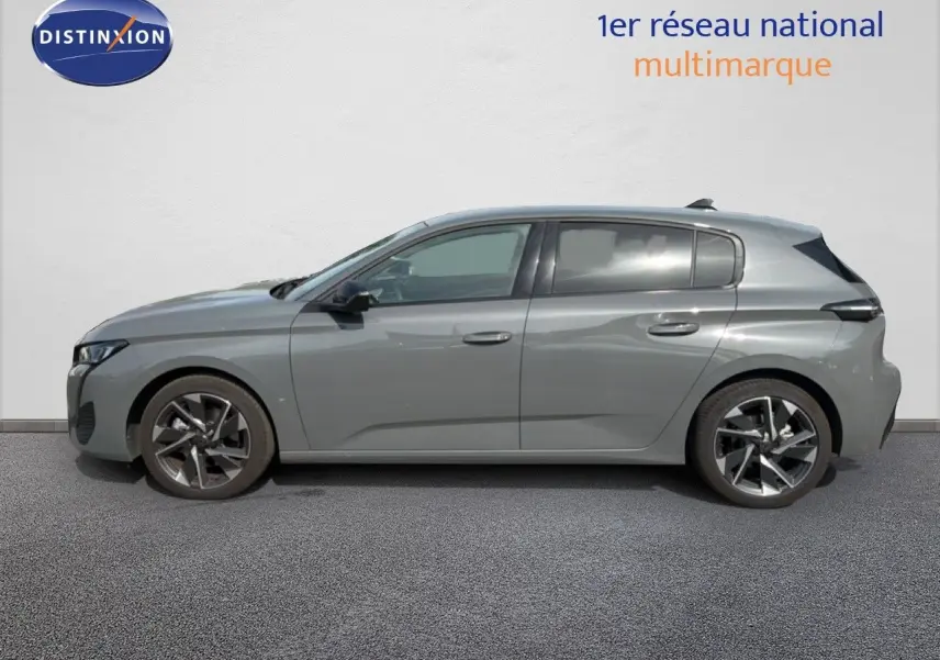 Peugeot 308 Allure Hybrid gris selenium métal vue de profil côté gauche, jantes alliage bicolores et lignes modernes.