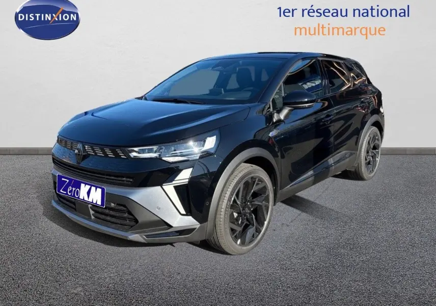 Renault Symbioz 2025 noir étoile métal en 3/4 avant droit avec jantes noires et détails argentés sur le bouclier.