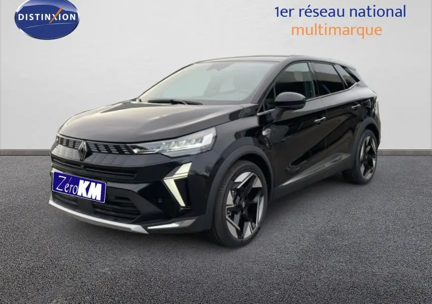 Renault Symbioz 2025 noir étoile métal en 3/4 avant droit, avec calandre moderne et jantes noires distinctives.