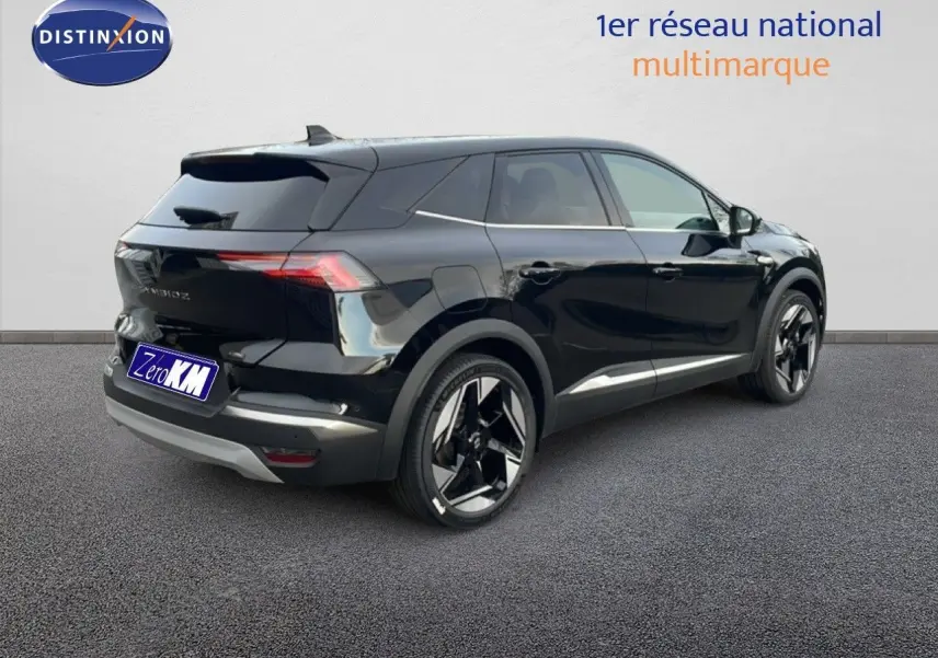 Vue 3/4 arrière droite d'un Renault Symbioz noir étoile métal avec jantes noires et détails chromés.