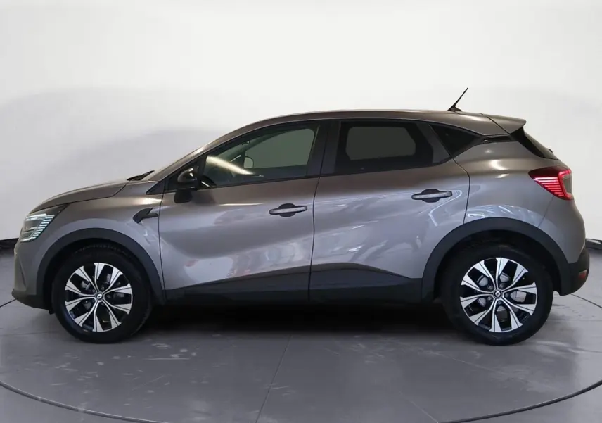 Image non disponible, véhicule Renault Captur E-Tech Full Hybrid 145 Evolution gris Cassiopée en attente d'arrivée.