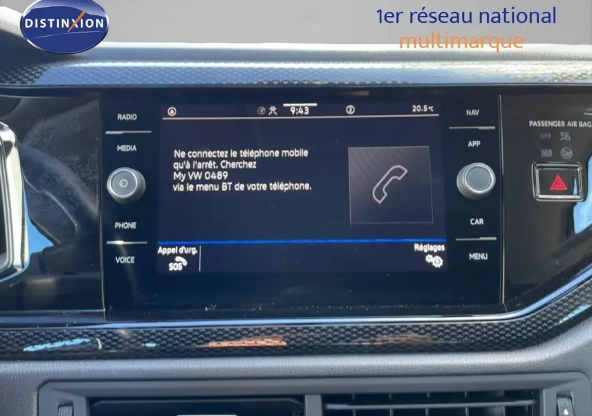 Écran tactile central du tableau de bord du Volkswagen Taigo 2022 affichant les options de connexion Bluetooth.