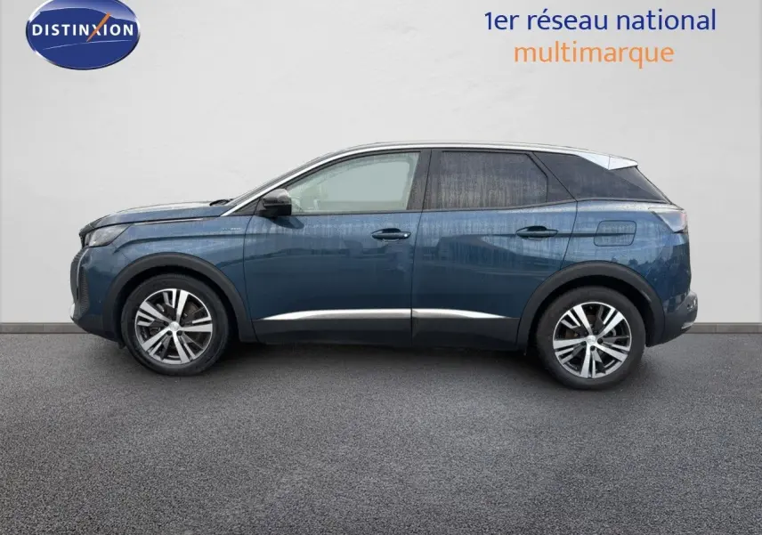 Peugeot 3008 hybride rechargeable bleu Célèbes métal, vue profil côté gauche sur fond neutre.