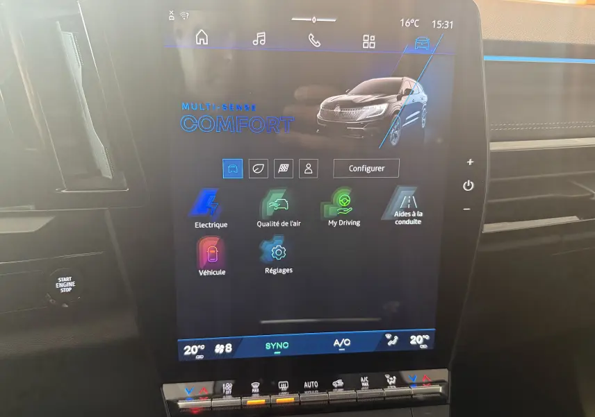 Écran tactile central du Renault Espace VI E-Tech 200 Esprit Alpine montrant le mode Multi-Sense Confort.