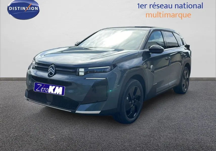 Citroën C5 Aircross Hybrid vert Astoria en 3/4 avant droit, avec jantes noires et calandre moderne.