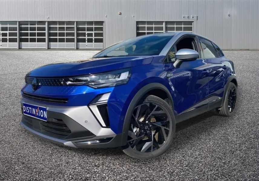 Renault Captur Esprit Alpine bleu, vue 3/4 avant droit, jantes noires et détails argentés sur pare-chocs.