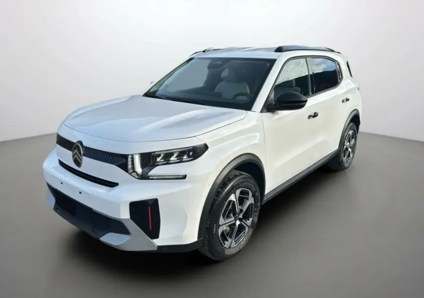 Citroën C3 Aircross blanc banquise vue 3/4 avant droit avec jantes alu et toit noir contrasté.