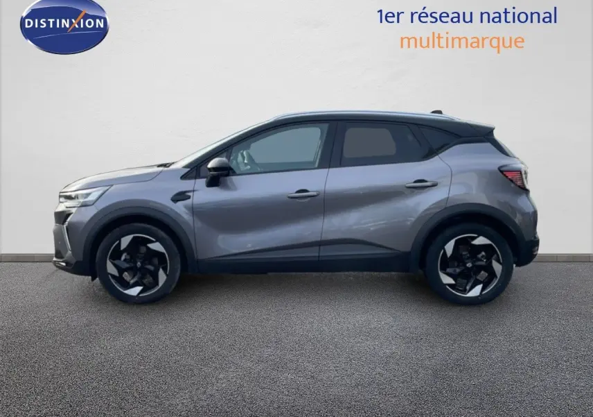 Profil droit d'un Renault Captur 1.0 ECO-G 100ch Techno gris Cassiopée métal avec toit noir, roues noires à jantes stylisées.