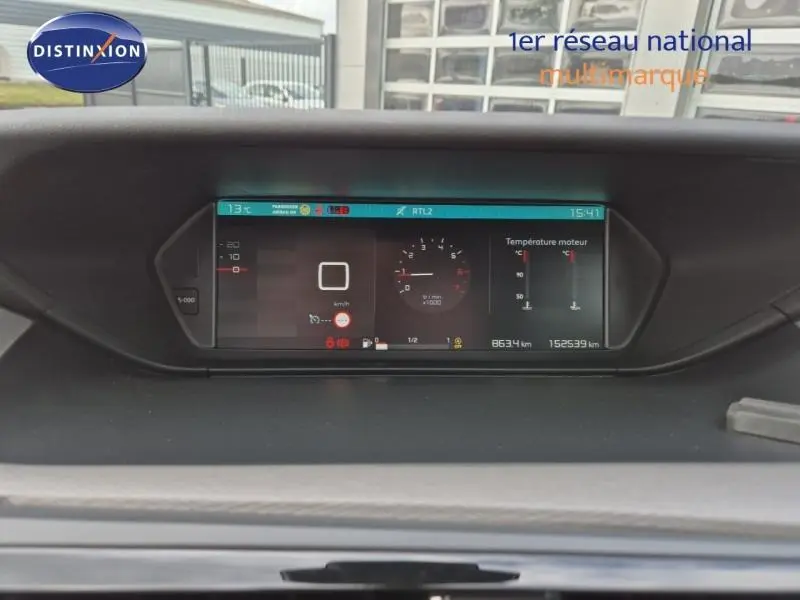 Tableau de bord numérique du Citroën Grand C4 Spacetourer 2018, affichage multifonction centralisé.