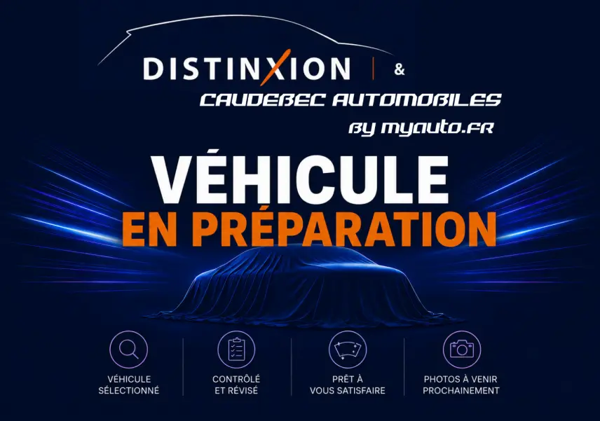 Image d'un véhicule Renault Symbioz gris sous une housse, en attente de préparation, sans vue du véhicule visible.