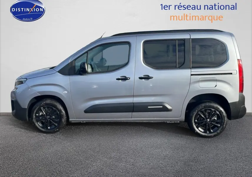 Profil droit d'un Citroën Berlingo gris Artense 2025 avec jantes noires et portes latérales coulissantes.