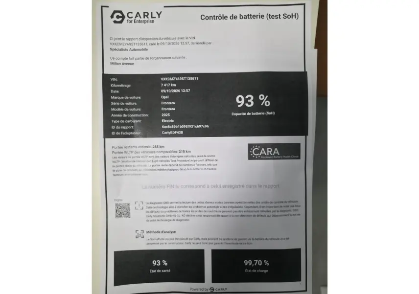 Document de contrôle batterie affichant 93 % de capacité pour Opel Frontera électrique 2025, vue de face du rapport.