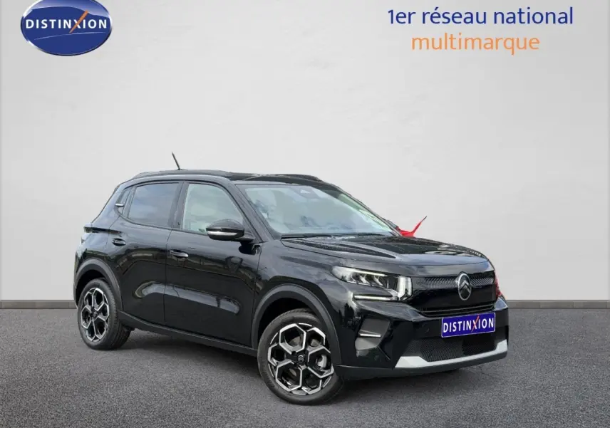 Citroën C3 1.2 Turbo 100ch MAX noir vue 3/4 avant avec jantes distinctives et calandre moderne.