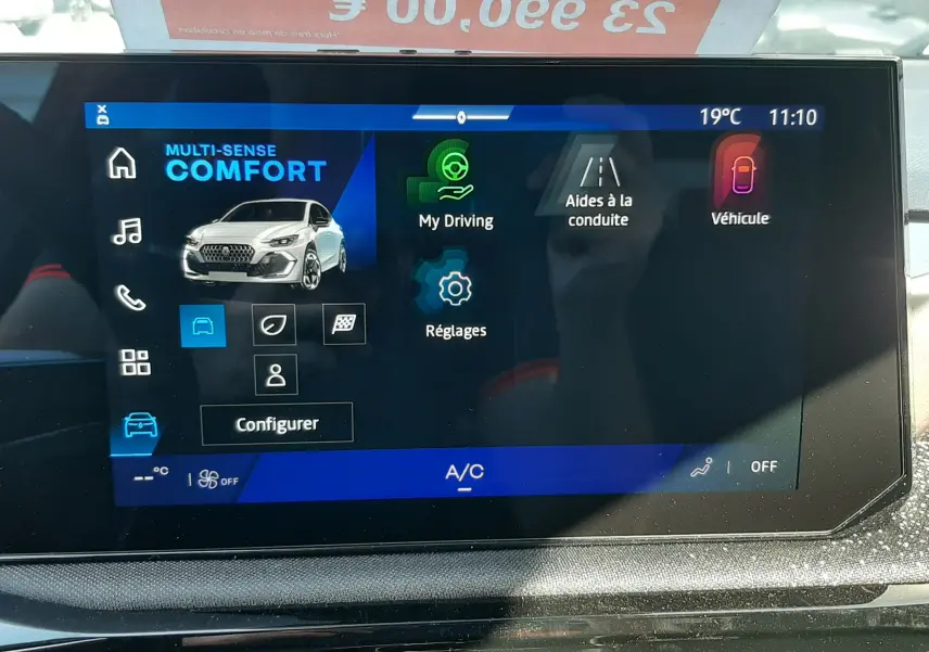 Écran tactile central de la Renault Clio VI TCE 115CH TECHNO affichant le mode Confort et les réglages de conduite.