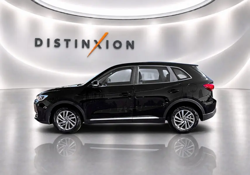 Profil droit du MG ZS 1.5 hybrid noir 2026, SUV compact avec jantes alliage et feux arrière LED visibles.