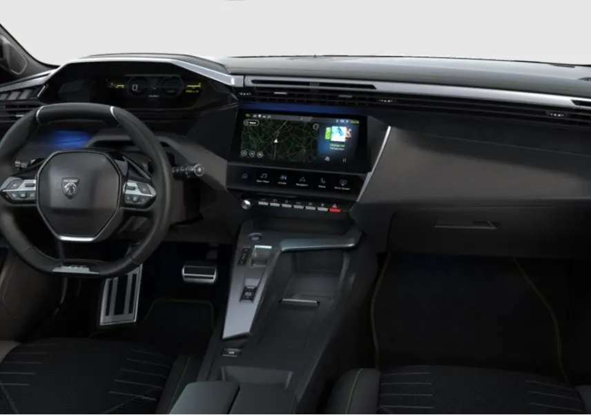 Vue intérieure avant de la Peugeot 308 hybride 2025, tableau de bord moderne avec écran tactile et éclairage d’ambiance bleu.