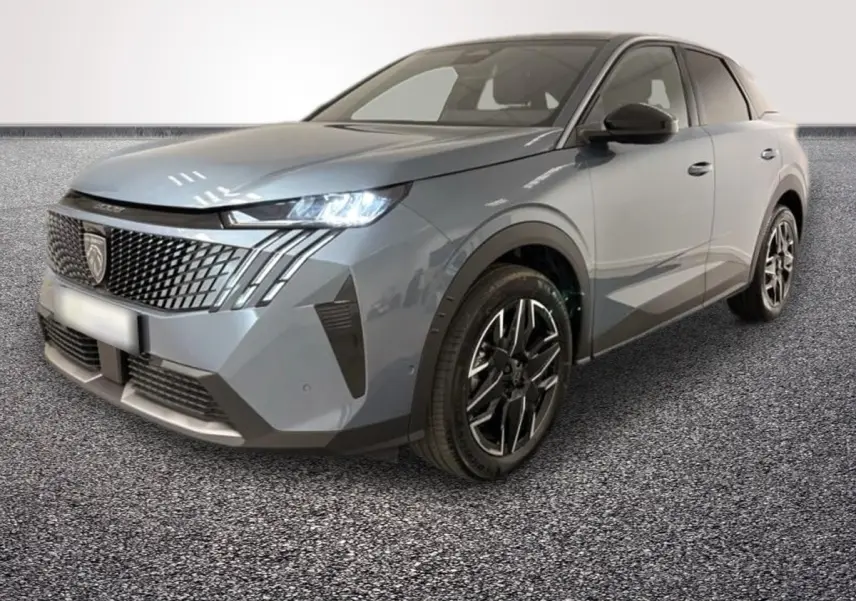 Peugeot 3008 bleu en 3/4 avant droit, avec calandre distinctive et jantes alliage noires.