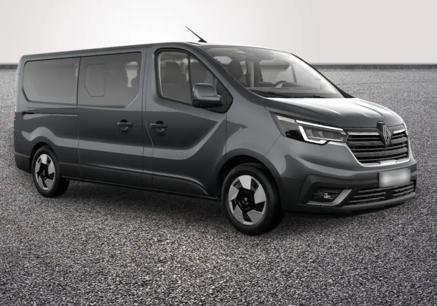 Renault Trafic Fourgon gris foncé en vue 3/4 avant droit, avec phares LED et jantes distinctives.