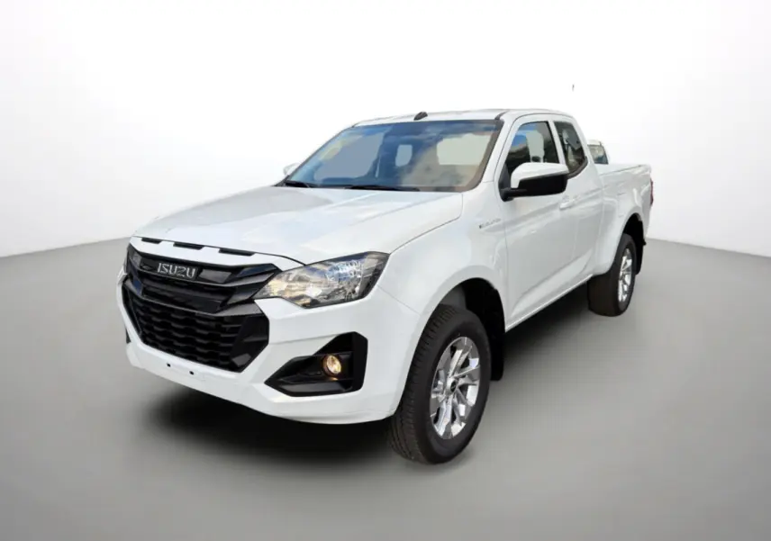Vue 3/4 avant droite d'un pick-up Isuzu D-MAX 2.2 TD 164 Space Evolution blanc Splash avec calandre noire et jantes alu.