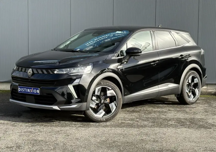 Vue 3/4 avant droite d'un Renault Symbioz E-Tech Full Hybrid 2025 noir étoilé avec jantes 18 pouces et détails chromés.