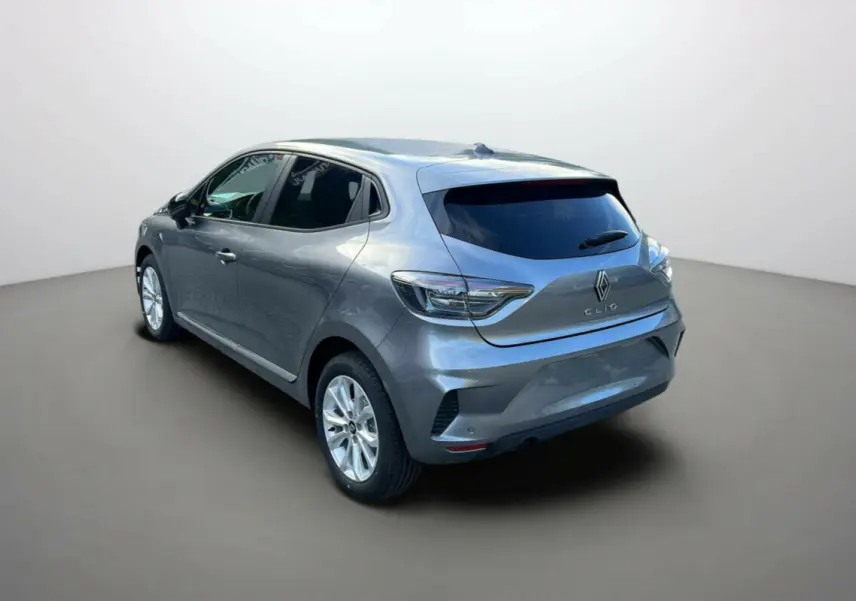 Renault Clio 2025 gris schiste vue 3/4 arrière droit, avec vitres teintées et jantes alliage distinctives.