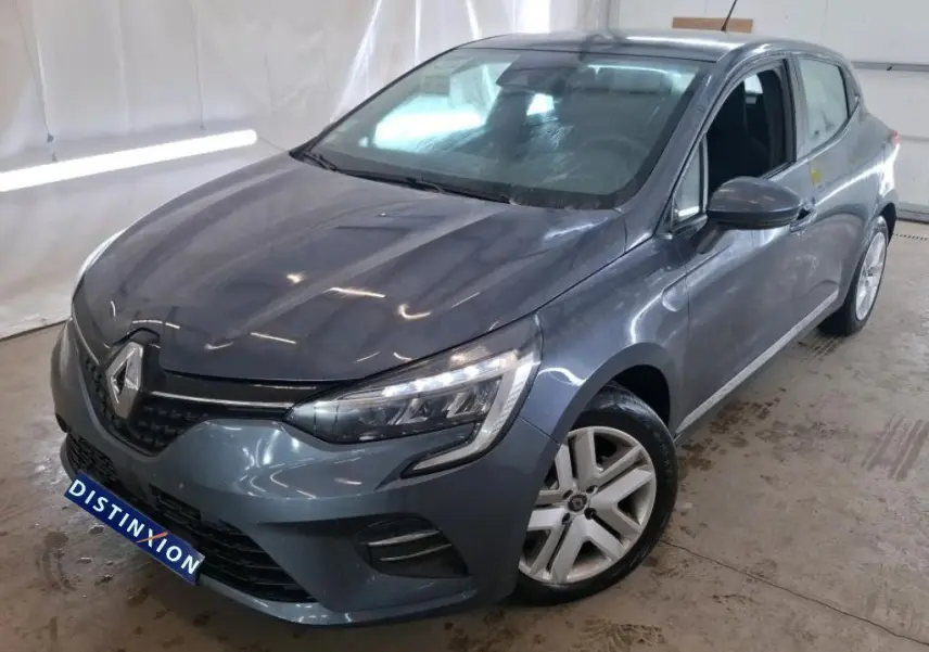 Renault Clio 2022 gris titanium vue 3/4 avant droit, avec phares LED et jantes alliage cinq branches.