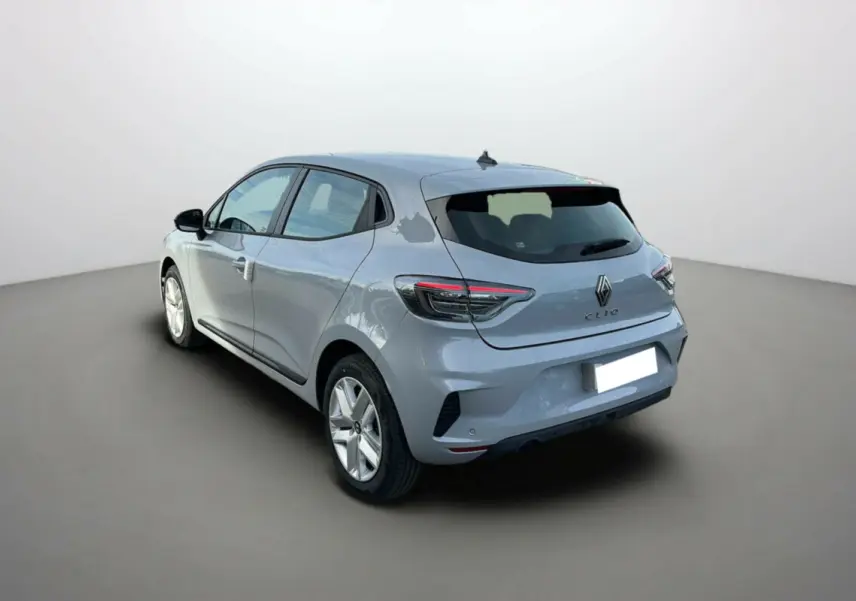 Renault Clio DCI 100 Evolution gris rafale vue 3/4 arrière droit avec feux LED et jantes alliage.