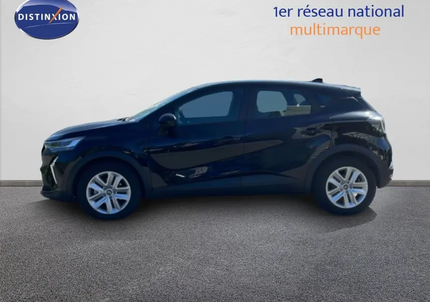 Profil droit du Renault Captur E-Tech Full Hybrid 145ch Evolution 2025 en noir étoile métal, avec jantes alliage visibles.