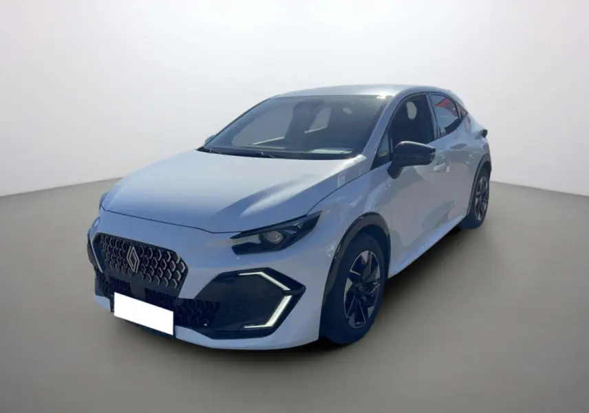 Renault Clio blanc glacier vue 3/4 avant droit, avec calandre noire et feux LED distinctifs en forme de C.