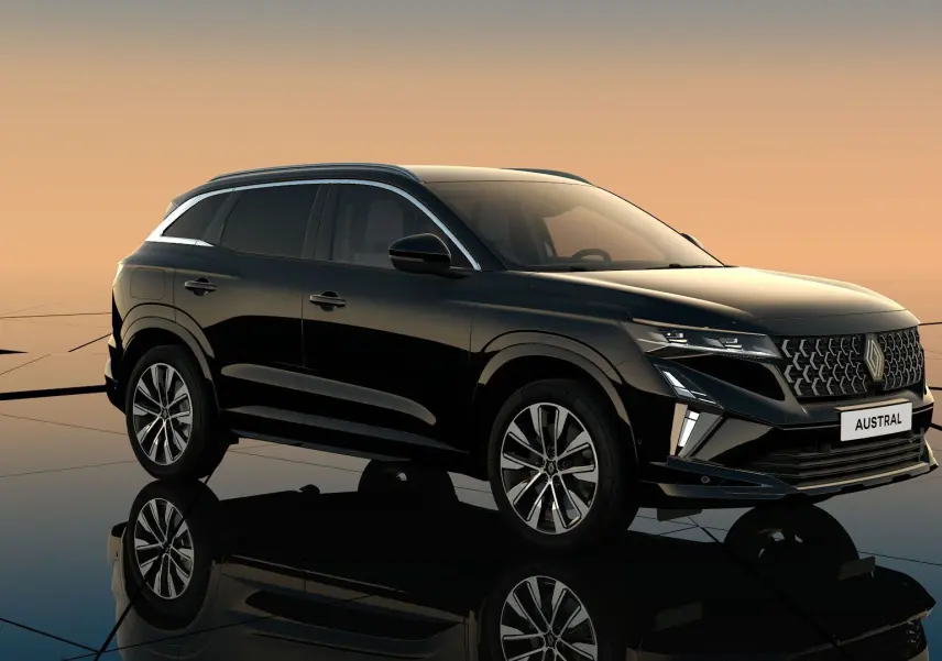 Renault Austral Full Hybrid noir étoile en 3/4 avant droit, avec calandre distinctive et jantes alliage 19 pouces.