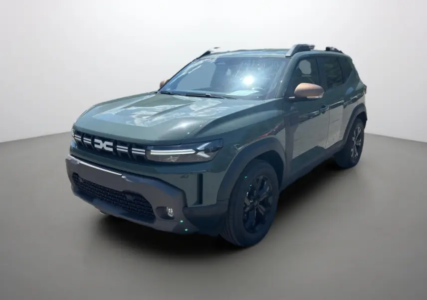 Dacia Duster Eco-G 120 BVA Extreme PK City kaki lichen, vue 3/4 avant droit avec barres de toit et jantes noires.