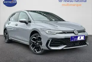 Volkswagen Golf 2.0 TDI R-Line gris vue 3/4 avant avec jantes noires distinctives et calandre sportive.