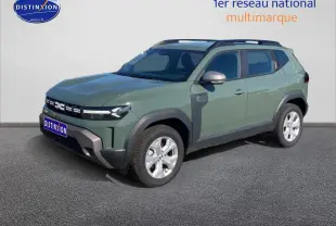 SUV Dacia Duster 2026 kaki lichen vu en 3/4 avant droit avec barres de toit et jantes alu.