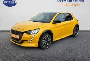 PEUGEOT 208 électrique jaune Faro avec toit noir, vue 3/4 avant droit sur fond neutre.