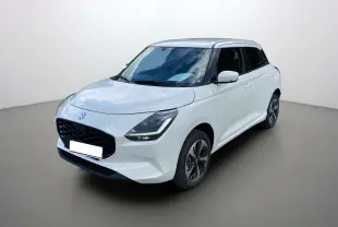 Suzuki Swift 2025 blanche vue 3/4 avant droit avec jantes alu et vitres surteintées