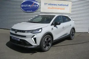 Renault Symbioz 2025 gris Rafale en vue 3/4 avant, avec feux LED et jantes bi-ton distinctives.