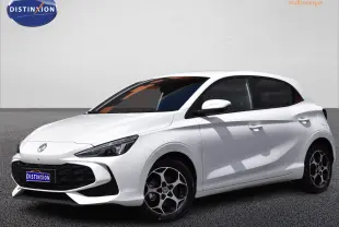 Vue 3/4 avant droite d'une MG3 blanche avec jantes alliage noires et vitres surteintées.